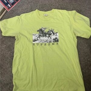 Supreme Green Short Sleeve Tee with Graphic Design